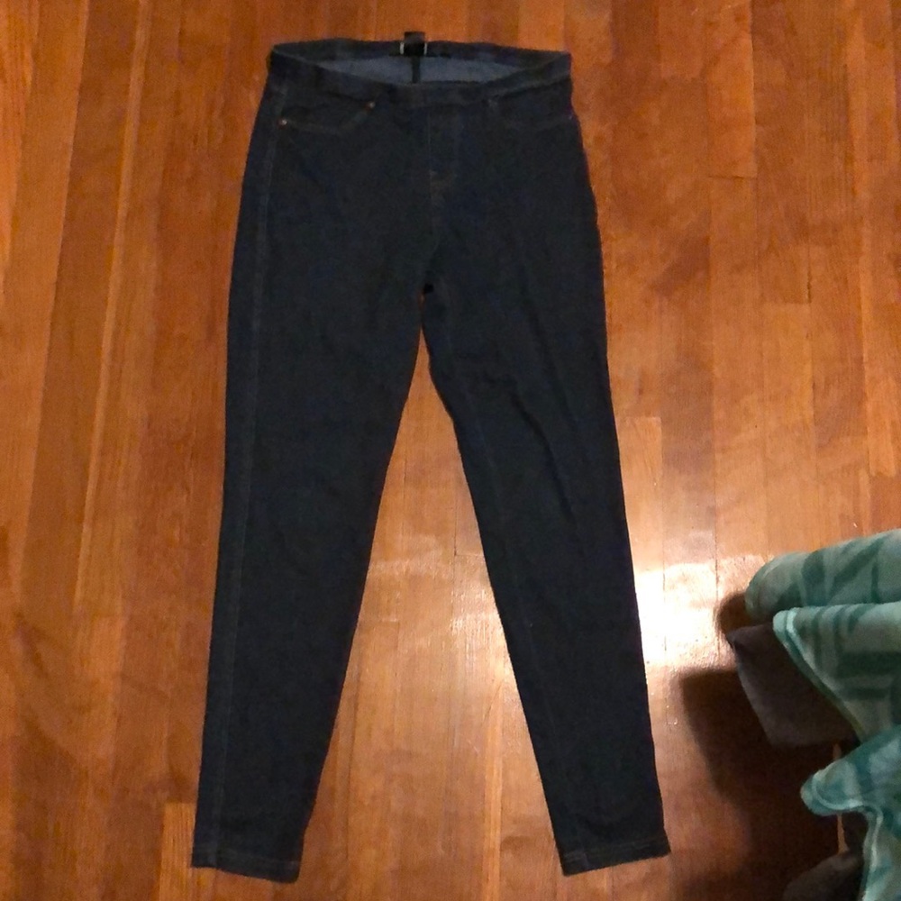Leggings that look like jeans